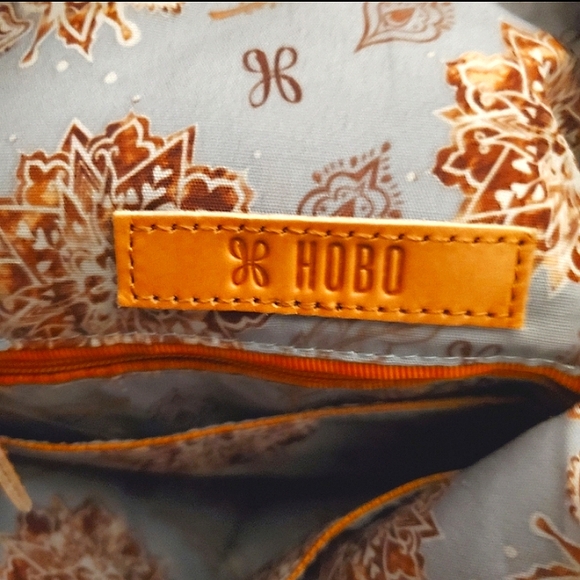 HOBO BLAZE Rust Convertible Pebbled Velvet Suede Shoulder Bag/Backpack - Picture 4 of 9